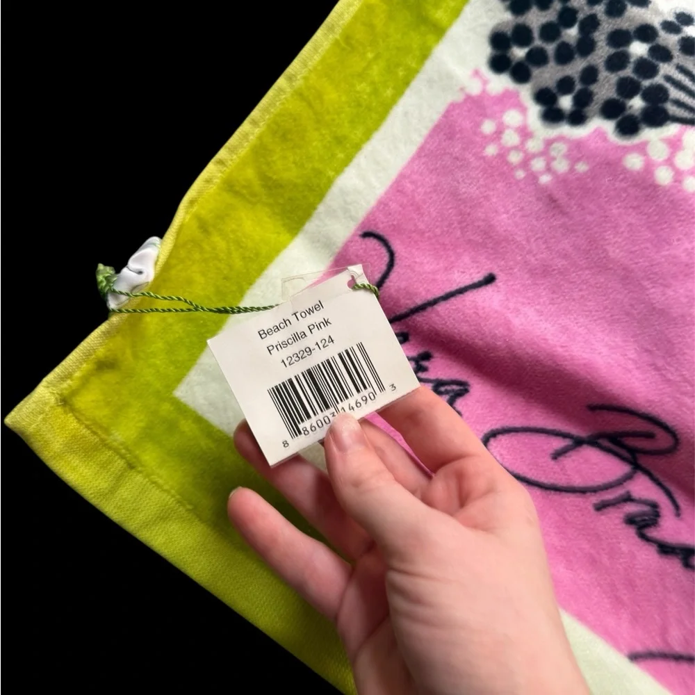 NWT Vera Bradley Priscilla Pink Beach Towel Retired Pattern